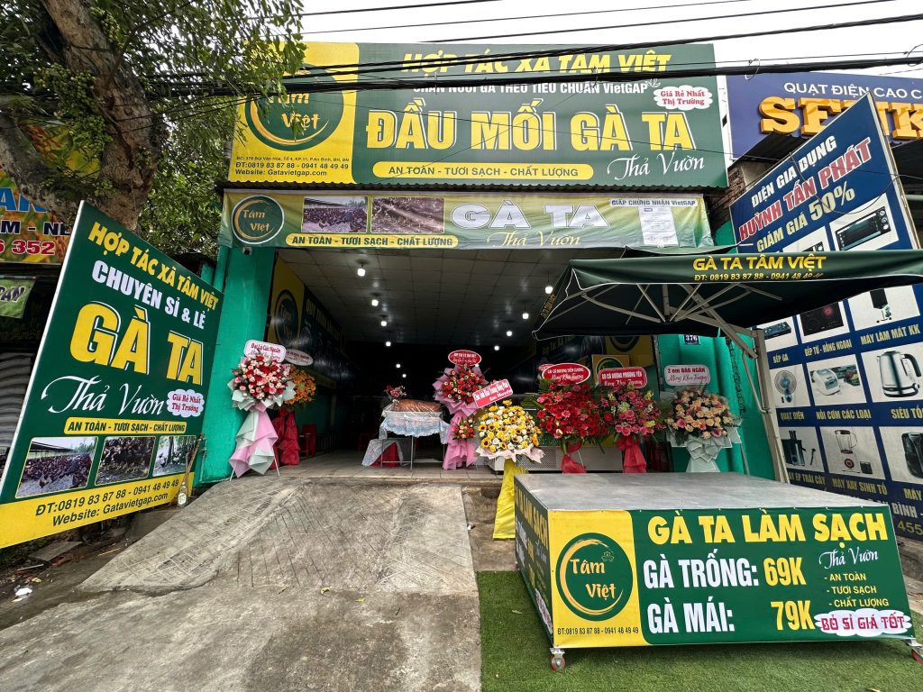 Hợp tác xã Gà Tâm Việt